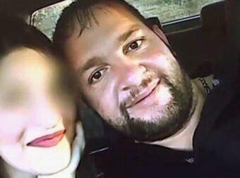 Ξέσπασε η χήρα του Καργάκη: «Αυτοί οι χοίροι ρίξανε τη βόμβα» – «Πράμα δεν απαντώ» λέει η αδελφή του για την έκκληση για σασμό (video)