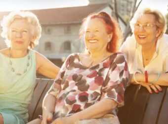 5 πράγματα που οι ηλικιωμένοι πρέπει να χρησιμοποιούν αντί για την οικογένεια για να έχουν υγεία, γαλήνη και ευτυχία