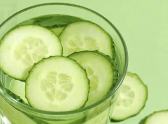 Αν πίνετε νερό με αγγούρι κάθε πρωί, να τι θα συμβεί στο σώμα σας