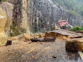 ΒΙΕΤΝΑΜ: Πολύνεκρη Τραγωδία με Λεωφορείο: Έξι νεκροί, 19 τραυματίες, Θρήνος στη Χώρα