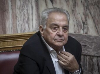 Πέθανε ο πρώηνβουλευτής και υπουργός του ΣΥΡΙΖΑ, Αλέκος Φλαμπουράρης