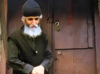 «Αυτός ο ηγέτης θα λυτρώσει την Ελλάδα» – H προφητεία του Αγίου Παΐσιου