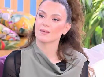 Πέγκυ Τρικαλιώτη: «Ήταν πολύ ταμπού ότι γέννησα σε ηλικία 40 ετών – Τώρα είμαι 53 ετών»