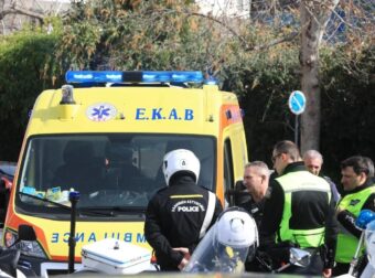 Νέα Πέραμος: Άνδρας βρέθηκε δολοφονημένος σε μονοκατοικία – Ύποπτος ο αδελφός του (video)