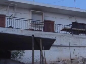 Οικογενειακή τραγωδία στο Κερατσίνι: Το ζευγάρι που έχασε τον γιο του βρέθηκε νεκρό στο μπαλκόνι του – Ήταν ξαπλωμένοι δίπλα δίπλα