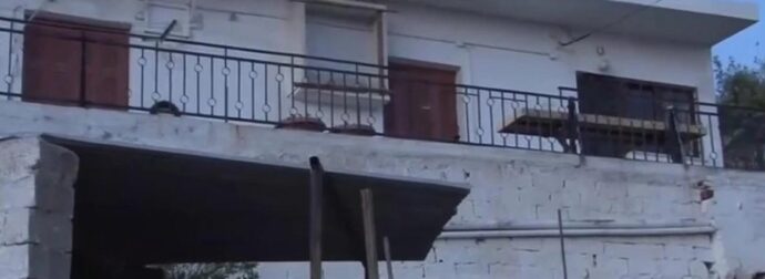 Οικογενειακή τραγωδία στο Κερατσίνι: Το ζευγάρι που έχασε τον γιο του βρέθηκε νεκρό στο μπαλκόνι του – Ήταν ξαπλωμένοι δίπλα δίπλα