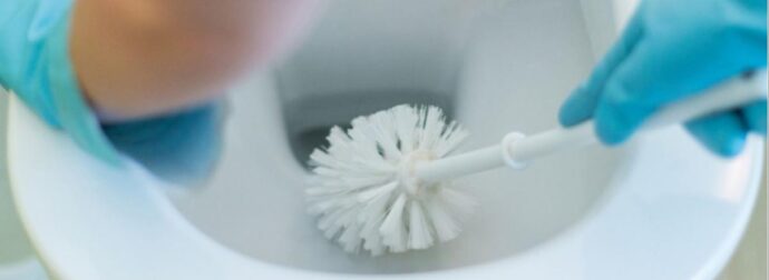 Το κόλπο που κάνουν καφετέριες και εστιατόρια για να μοσχοβολάνε οι τουαλέτες: Ρίξτε αυτό το υγρό μέσα στο πιγκάλ και θα…πάθεις πλάκα