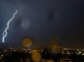 ΕΚΤΑΚΤΟ – Συναγερμός: Πνίγεται όλη η Αττική – Ποιες περιοχές είναι στο “κόκκινο” της κακοκαιρίας