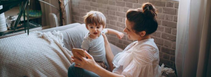 ΕΚΤΑΚΤΟ: 880€ τον μήνα για μητέρες: Πώς γίνεται η αίτηση και πώς να εγκριθεί γρήγορα