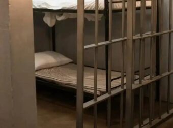 ΗΠΑ: Δολοφονήθηκε στη φυλακή καθηγητής που βίασε 15χρονη