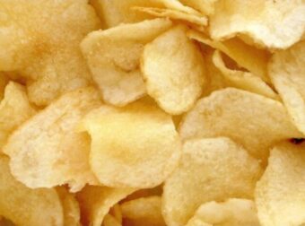 Πατατάκια που ανακαλούνται λόγω υψηλής περıεκτικότητας καρκıνογόνου συστατıκού