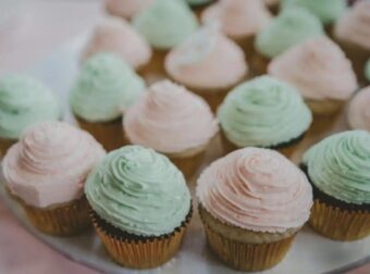 Εορτολόγιο: Ποιος γιορτάζει σήμερα Τρίτη 9 Δεκεμβρίου