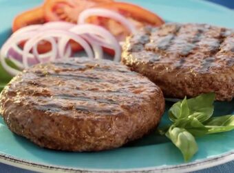 Περιέχει Σαλμονέλα: Αυτό το μπιφτέκι αποσύρεται, από την αγορά