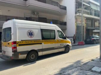 Τραγωδία στη Λάρισα: 54χρονος έπεσε από ταράτσα πολυκατοικίας και σκοτώθηκε
