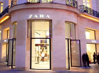 To Zara φόρεμα που κάνει θραύση στις γυναίκες  – Το πιο κολακευτικό για τα φετινά καλέσματα