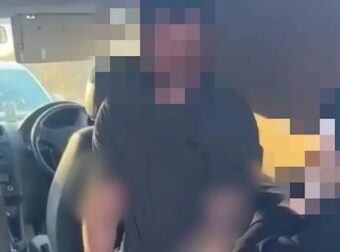 Έπιασε στα πράσα τον σύζυγό της με την εpωμένη του και τους ανέβασε στο facebook- Δείτε το viral βίντεο