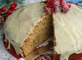 Η «Βασιλόπιτα της… Τεμπέλας»: Η συνταγή που έχει κατακλύσει το Tik Tok κι έχει γίνει παντού viral – Γρήγορη, αφράτη κι έτοιμη στο πι και φι