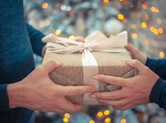 Εορτολόγιο: Ποιος γιορτάζει σήμερα Παρασκευή 19 Δεκεμβρίου