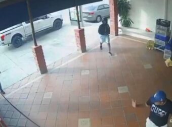 Η στιγμή της εκτέλεσης του ποδοσφαιριστή Πινέιδα – Σκληρό βίντεο