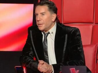 «Σείστηκε» το πλατό του The Voice από το… χειροκρότημα: Ο Γιώργος Μαζωνάκης με μία ατάκα… ΔΊΚΑΣΕ – «Εκπομπές στην τηλεόραση…»