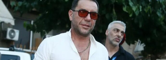 Υπόθεση Μαζωνάκn – Η Mouτίδου αποκάλυψε ότι είχε δεχθεί μήνυμα από τον Στέφανο Παπαδόπουλο 1 μήνα πτιν την καταγγελία του