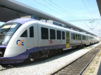 ΑΚΙΝΗΤΟΠΟΙΗΘΗΚΕ ΤΡΕΝΟ ΓΕΜΑΤΟ ΕΠΙΒΑΤΕΣ ΠΟΥ ΕΚΤΕΛΟΥΣΕ ΔΡΟΜΟΛΟΓΙΟ ΑΘΗΝΑ – ΘΕΣΣΑΛΟΝΙΚΗ