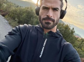 “Την έβριζε και την…” Μαθεύτηκε όλη η αλήθεια για τον Μουγκοπέτρο και την σύζυγό του