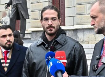 Άρης Μουγκοπέτρο: Αθωώθηκε για την μήνυση της συζύγου του