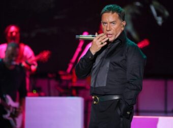 Κάποιος τηλεφώνησε ως Μαζωνάκης στον τηλεμαραθώνιο του ΑΝΤ1