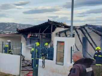 Τραγωδία στη Ραφήνα: Ένας νεκρός μετά από φωτιά σε μονοκατοικία στην Αγία Μαγδαληνή