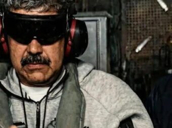 Νικολάς Μαδούρο: Γιατί είχε δεμένα τα μάτια του όταν τον μετέφεραν με το πολεμικό πλοίο