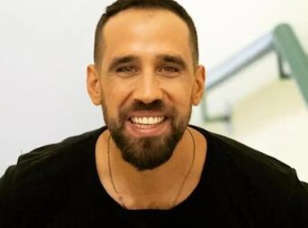 Βασίλης Πορφυράκης – Έγινε μπαμπάς: Η πρώτη εικόνα με το παιδί του