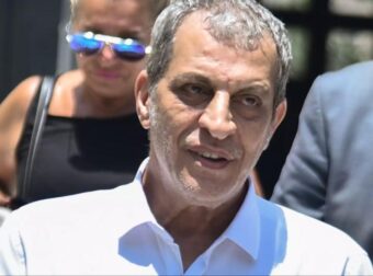 Ούτε 65, ούτε 70: Ο Θέμης Αδαμαντίδης είπε για 1η φορά την πραγματική ηλικία του και… «μείναμε» με το στόμα ανοιχτό!