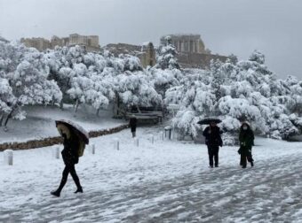 Καιρός: Θα «πνιγούν» στο χιόνι αυτές οι περιοχές – Πότε έρχονται νέες χιονοεκπλήξεις