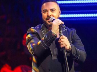 Έκτακτως στο νοσοκομείο ο Τριαντάφυλλος – Αναβάλλονται όλες οι εμφανίσεις του