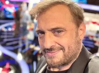 Μελαχινή, καλλονή και γνωστή ηθοποιός: Φήμες ότι αυτή είναι η νέα σύντροφος του Χρήστου Φερεντίνου