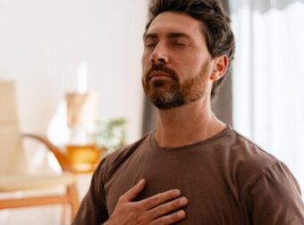 Πόσο γερασμένοι είναι οι πνεύμονές σας; Το απλό τεστ που γίνεται στο σπίτι και δίνει την απάντηση