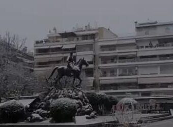 ΕΚΤΑΚΤΟ: ΞΕΚΙΝΗΣΕ ΝΑ ΧΙΟΝΙΖΕΙ – ΚΟΙΤΑΞΤΕ ΕΞΩ ΑΠΟ ΤΑ ΠΑΡΑΘΥΡΑ ΤΩΡΑ – ΔΕΙΤΕ ΠΟΥ ΚΑΙ ΒΙΝΤΕΟ