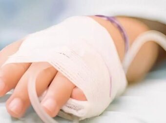 Γρίπη: Με αυτά τα συμπτώματα έφτασε η 6χρονη και διασωληνώθηκε στη ΜΕΘ