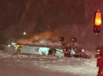 ΗΠΑ: ΣΥΝΤΡΙΒΗ ΑΕΡΟΣΚΑΦΟΥΣ – ΑΓΝΟΟΥΝΤΑΙ ΟΛΟΙ ΟΙ ΕΠΙΒΑΙΝΟΝΤΕΣ