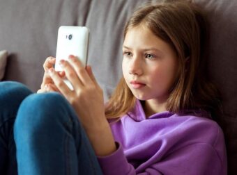 Απαγορεύτηκαν τα social media για παιδιά κάτω των 15 ετών στην Αυστραλία – Ποια ευρωπαϊκή χώρα σκέφτεται επίσης να το καθιερώσει