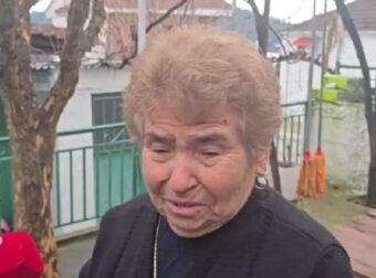 ΡΑΓΙΖΕΙ ΚΑΡΔΙΕΣ Η ΜΗΤΕΡΑ ΤΗΣ ΑΝΑΣΤΑΣΙΑΣ ΠΟΥ ΕΧΑΣΕ ΤΗΝ ΖΩΗ ΤΗΣ ΣΤΟ ΕΡΓΟΣΤΑΣΙΟ ΒΙΟΛΑΝΤΑ: «ΤΗΝ ΠΡΟΗΓΟΥΜΕΝΗ ΜΕΡΑ ΜΟΥ ΕΙΠΕ…»