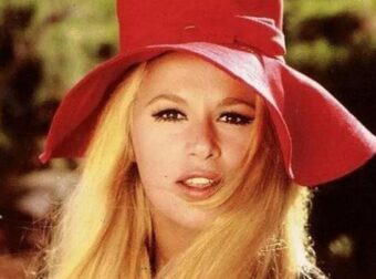 Την τράβηξαν μόλις είχε ξεψυχήσει: H τελευταία φώτο της Αλίκης, «Δεν έπρεπε να δει κανείς αυτή την αποτροπιαστική εικόνα»