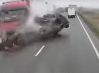 ΤΡΑΓΩΔΙΑ ΜΕ ΟΠΑΔΟΥΣ ΤΟΥ ΠΑΟΚ: ΜΙΛΗΣΕ Ο ΟΔΗΓΟΣ ΤΗΣ ΝΤΑΛΙΚΑΣ- “34 χρόνια στο τιμόνι, δεν έχω ξαναδεί…”