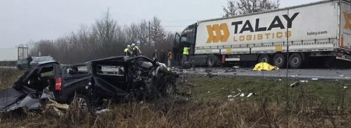 «Κλείδωσε» το τιμόνι ή έγινε κάτι άλλο: Αυτά είναι τα 4 σενάρια του τροχαίου δυστυχήματος των οπαδών του ΠΑΟΚ στη Ρουμανία