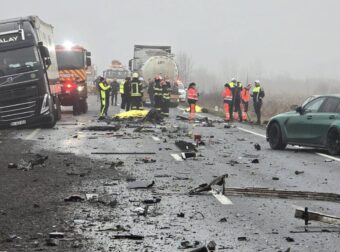 ΔΥΣΤΥΧΗΜΑ ΡΟΥΜΑΝΙΑ: ΜΕ C-130 ΓΙΝΕΤΑΙ Η ΜΕΤΑΦΟΡΑ ΤΩΝ ΣΟΡΩΝ ΣΤΗΝ ΕΛΛΑΔΑ