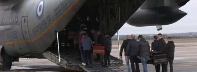 ΚΑΤΕΡΡΕΥΣΕ ΠΑΣΙΓΝΩΣΤΟΣ ΔΗΜΟΣΙΟΓΡΑΦΟΣ ΜΕΤΑΔΙΔΟΝΤΑΣ ΤΗ ΜΕΤΑΦΟΡΑ ΤΩΝ ΣΟΡΩΝ ΑΠΟ ΤΗ ΡΟΥΜΑΝΊΑ