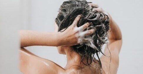 ΕΚΤΑΚΤΟ: ΑΝΑΚΑΛΟΥΝΤΑΙ ΠΑΣΙΓΝΩΣΤΑ ΑΦΡΟΛΟΥΤΡΑ ΚΑΙ ΣΑΜΠΟΥΑΝ ΛΟΓΩ ΜΟΛΥΝΣΕΩΝ – ΠΡΟΣΟΧΗ ΤΑ ΕΧΟΥΜΕ ΟΛΟΙ ΣΤΟ ΜΠΑΝΙΟ ΜΑΣ