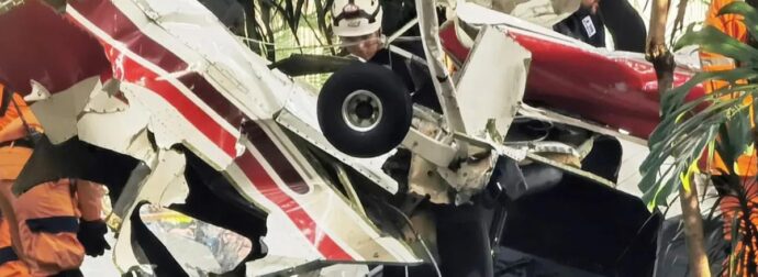 ΕΚΤΑΚΤΟ: ΣΥΝΤΡΙΒΗ ΑΕΡΟΣΚΑΦΟΥΣ – ΝΕΚΡΟΙ ΟΛΟΙ ΟΙ ΕΠΙΒΑΙΝΟΝΤΕΣ