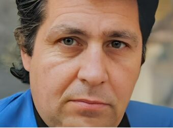 Πέθανε στα 66 του ο σπουδαίος Έλληνας λαϊκός τραγουδιστής Μπάμπης Τσετίνης